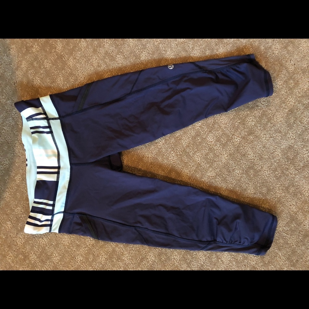 Lululemon crop size 6
